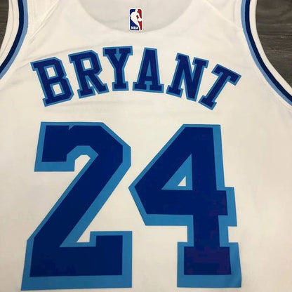 Camisa Kobe Bryant Masculina Branca Versão Jogador – Edição Clássica Retro