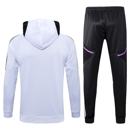 Moletom com capuz e calça do Real Madrid 2022/23 815