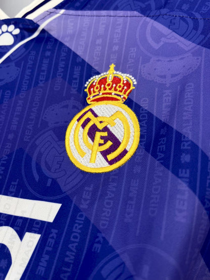 Camisa reserva retrô do Real Madrid 1996/97