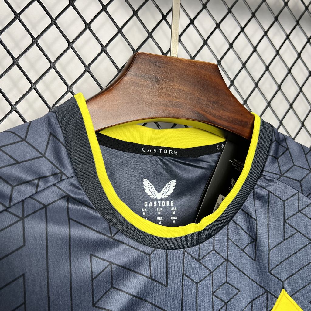 Camisa reserva do Everton 2024/25