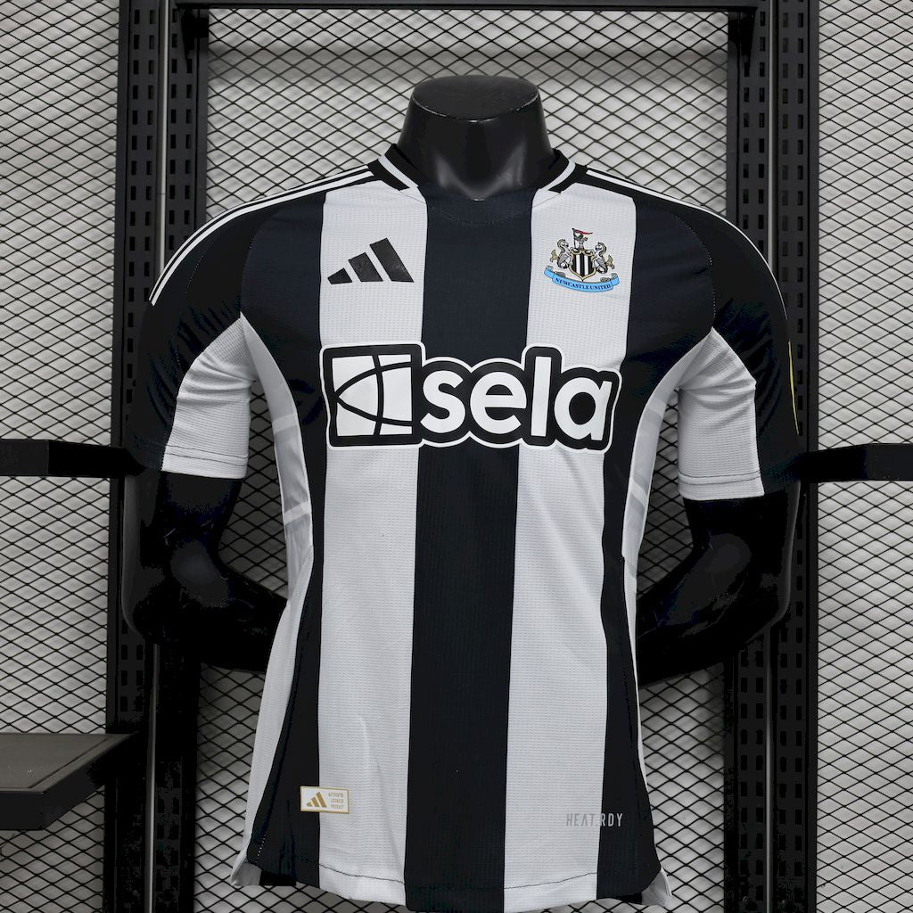 Men's Newcastle United 2024/25 Home Jersey Player Version