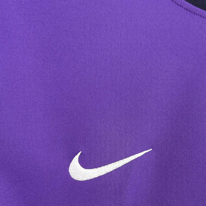 Camisa roxa pré-jogo do Corinthians 2025/26