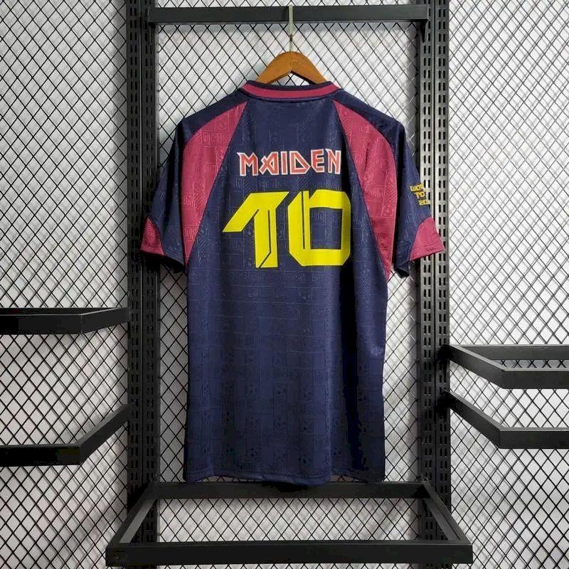 Camisa retrô do West Ham United 2010
