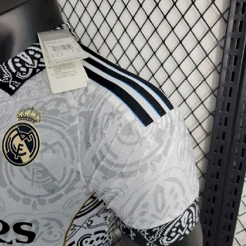 Maillot édition classique du Real Madrid 2023/24, version joueur