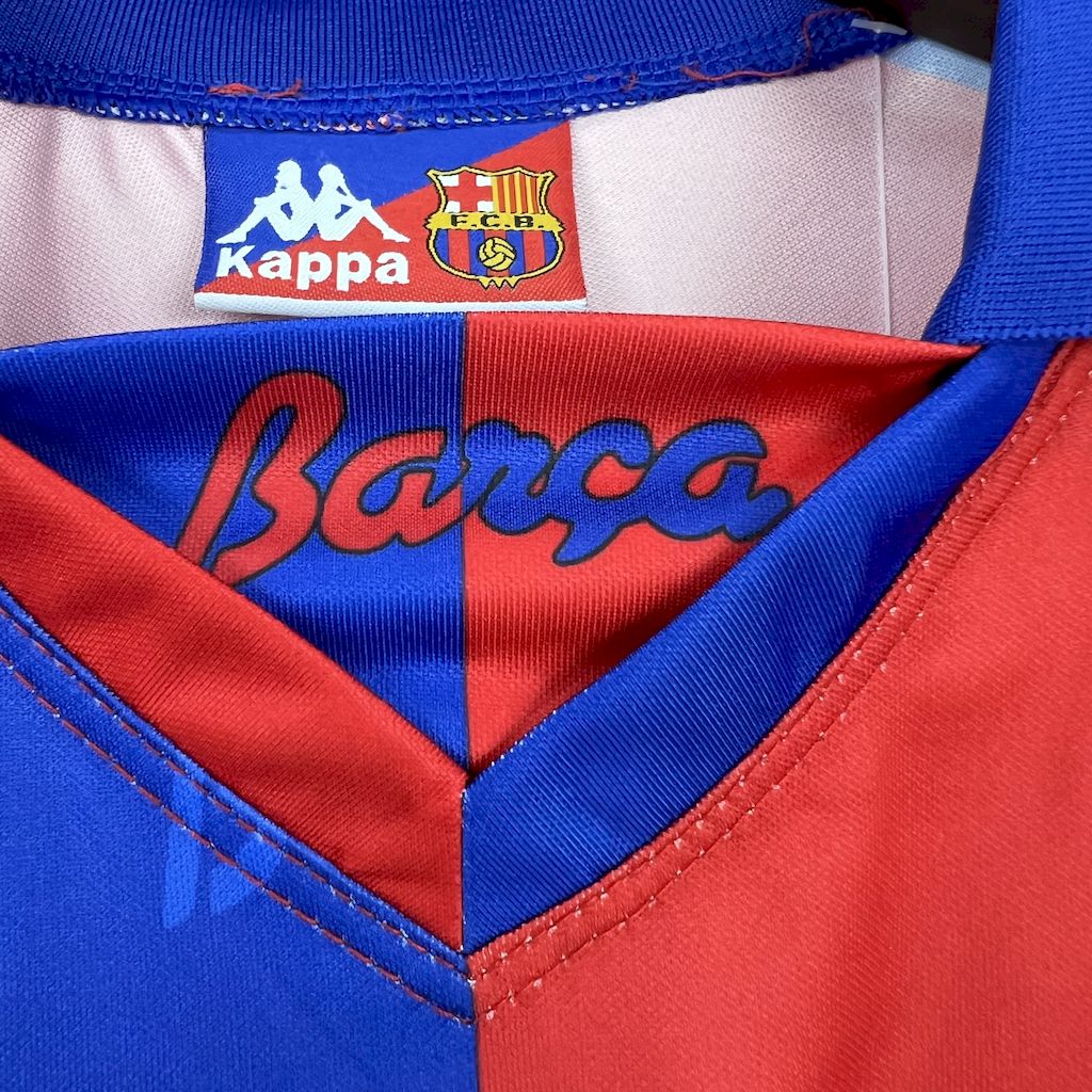 Camisa retrô titular do Barcelona 1992/95