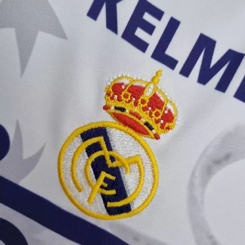 Camisa retrô autografada do Real Madrid, campeão da UCL de 1998