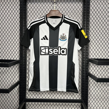 Camisa titular do Newcastle United 2024/25