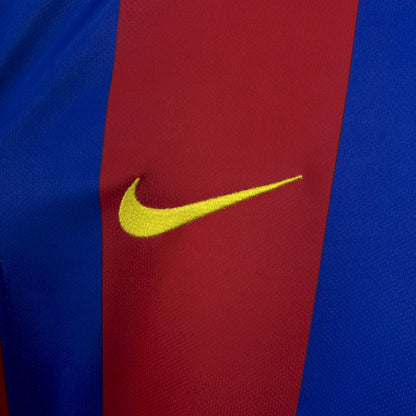 Camisa retrô titular do Barcelona 2004/05
