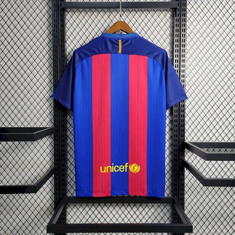 Camisa retrô titular do Barcelona 2016/17