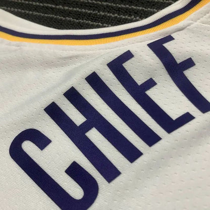 Camisa Xbox Master Chief 117 Masculina Branca – Edição de 75º Aniversário