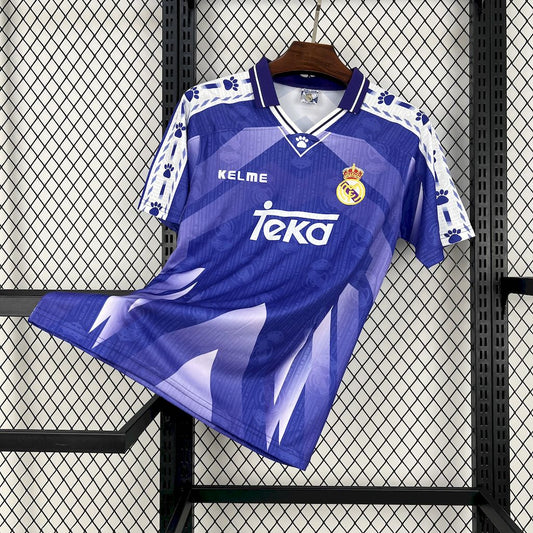 Camisa reserva retrô do Real Madrid 1996/97