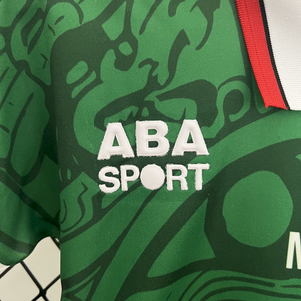 Camisa e shorts retrô infantil da seleção do México 1998