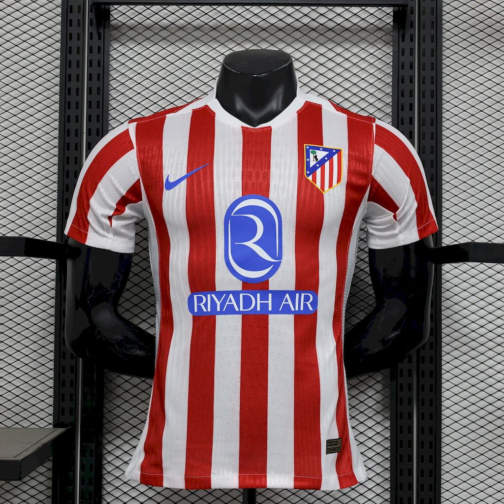 Camisa titular do Atlético de Madrid 2025/26, versão jogador