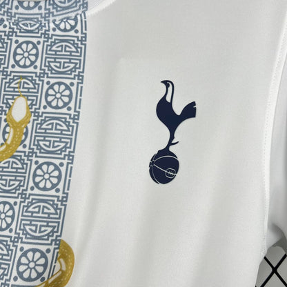 Camisa Tottenham Hotspur 2025/26 Edição Cobra Ouro Branco