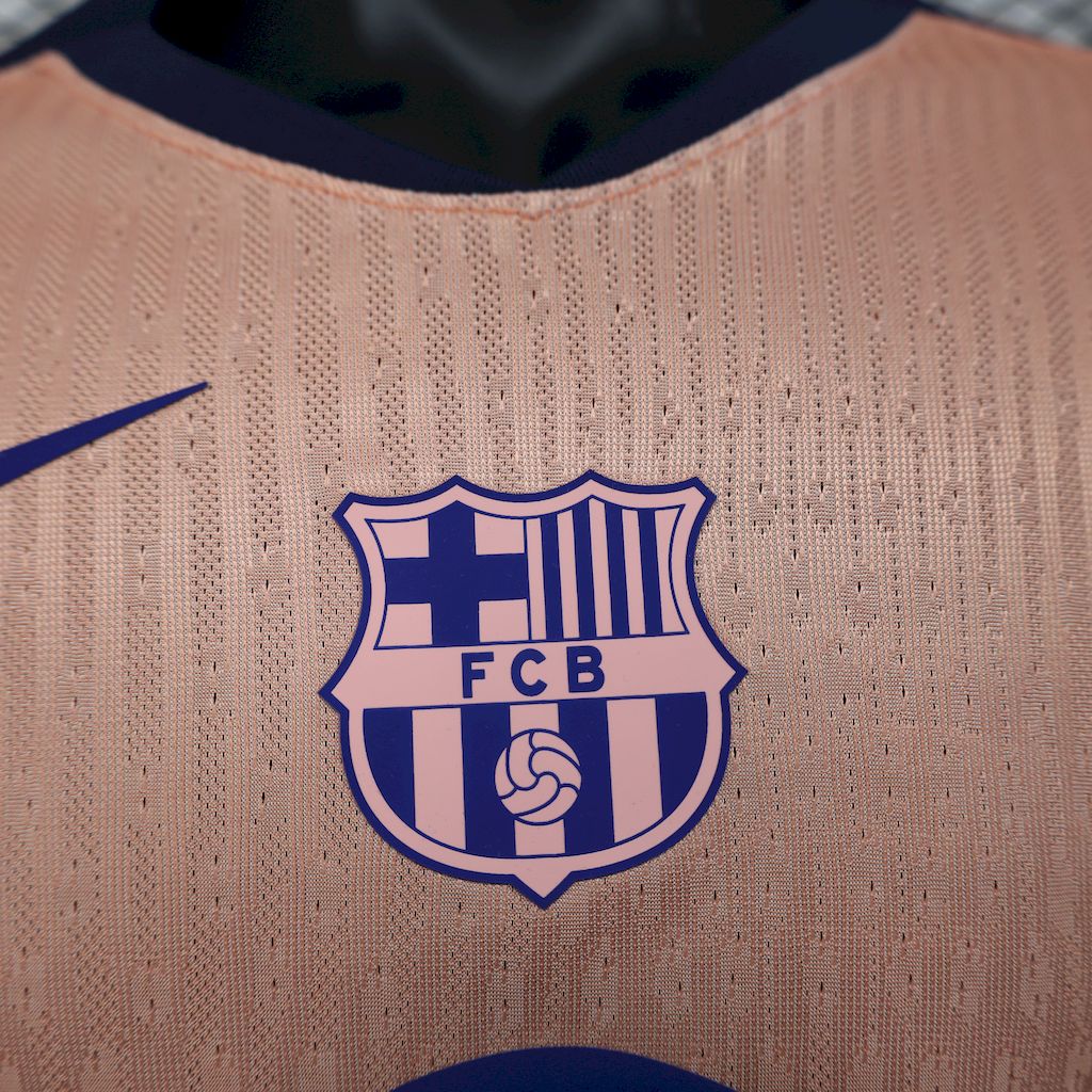 Camisa de treino pré-jogo do Barcelona 2025/26 versão jogador