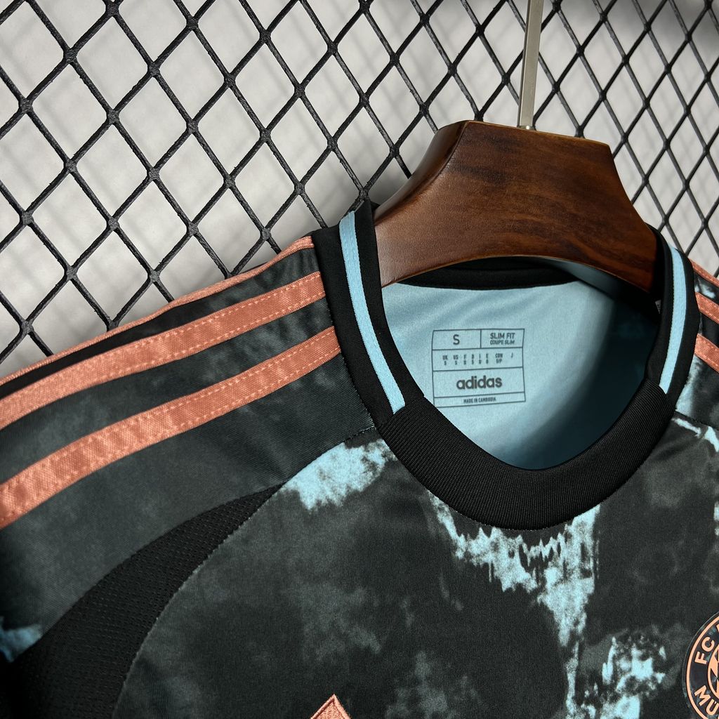 Bayern Munich 2024/25 Away Jersey