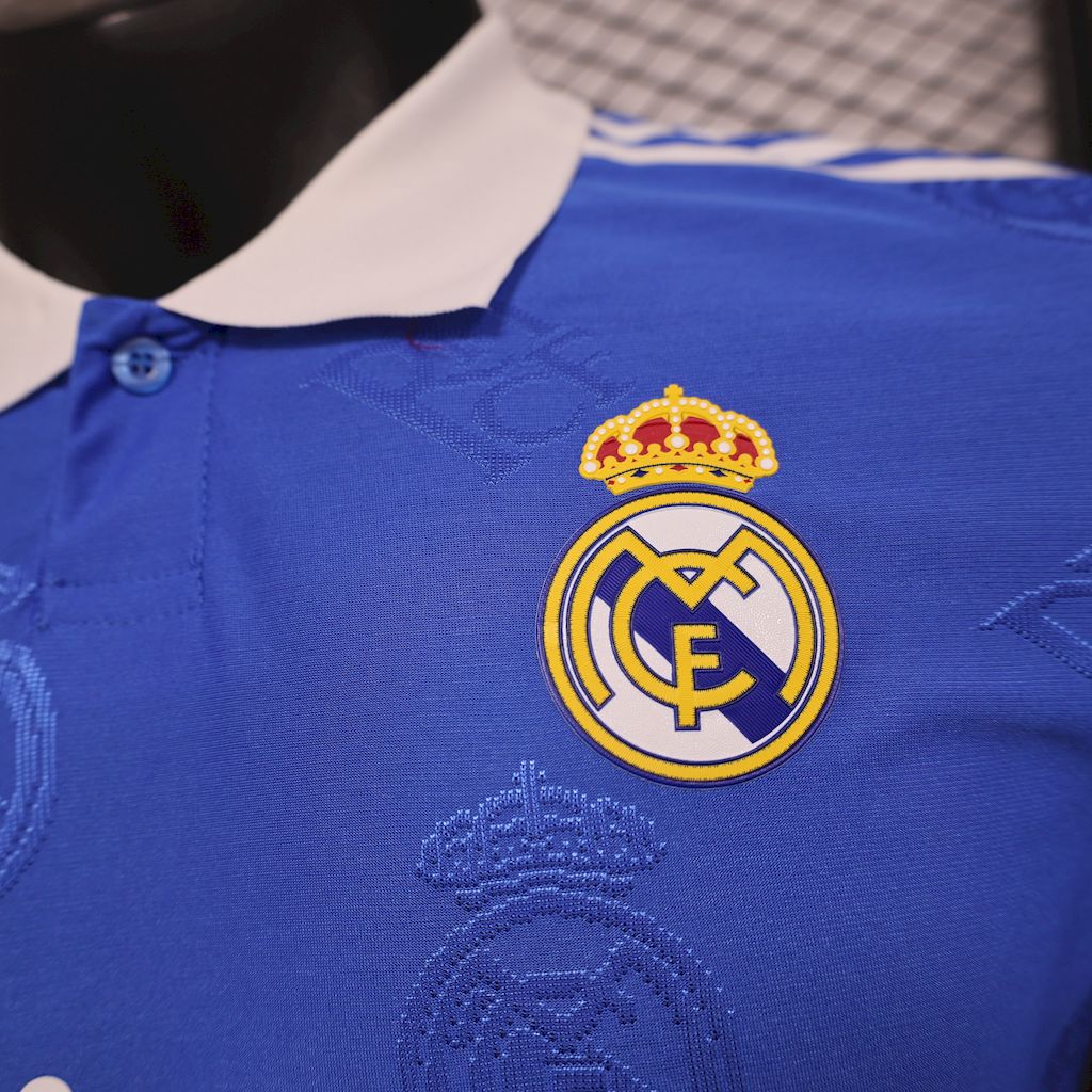 Camisa Real Madrid Edição Especial 2025/26 Roxa Versão Jogador