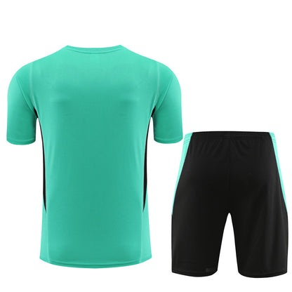 Camisa de treino adulto + short Manchester United 2023/24 14001