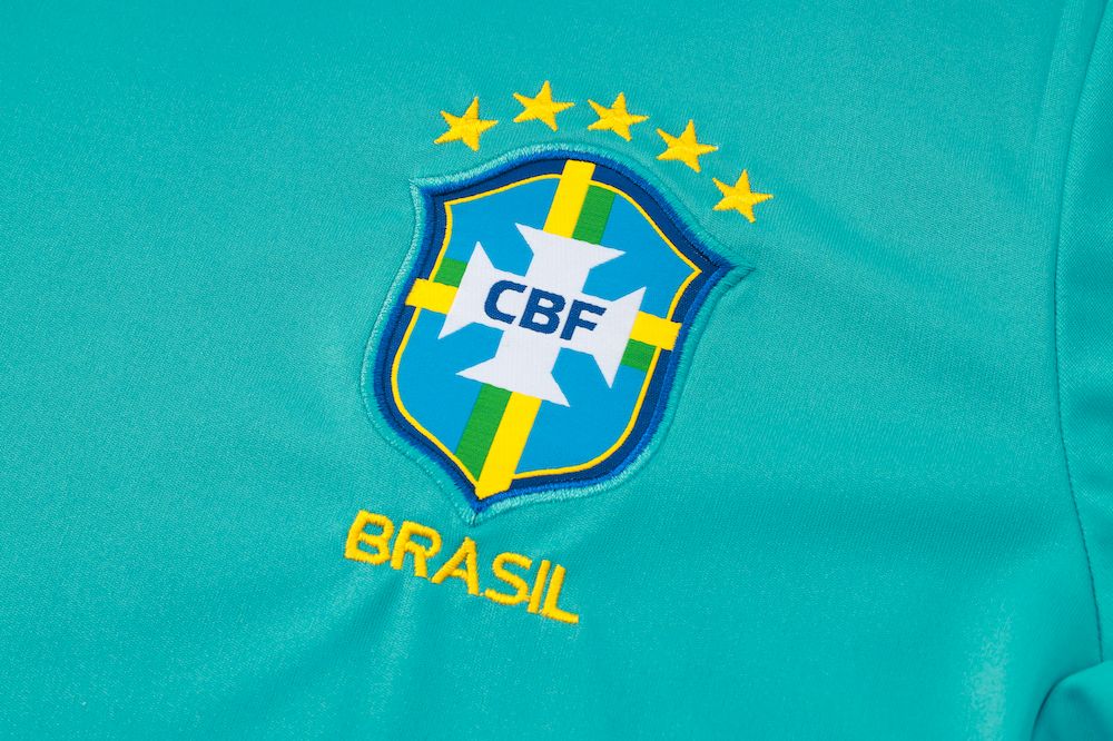 Camisa de treino adulto Brasil 2024/25 + short 815