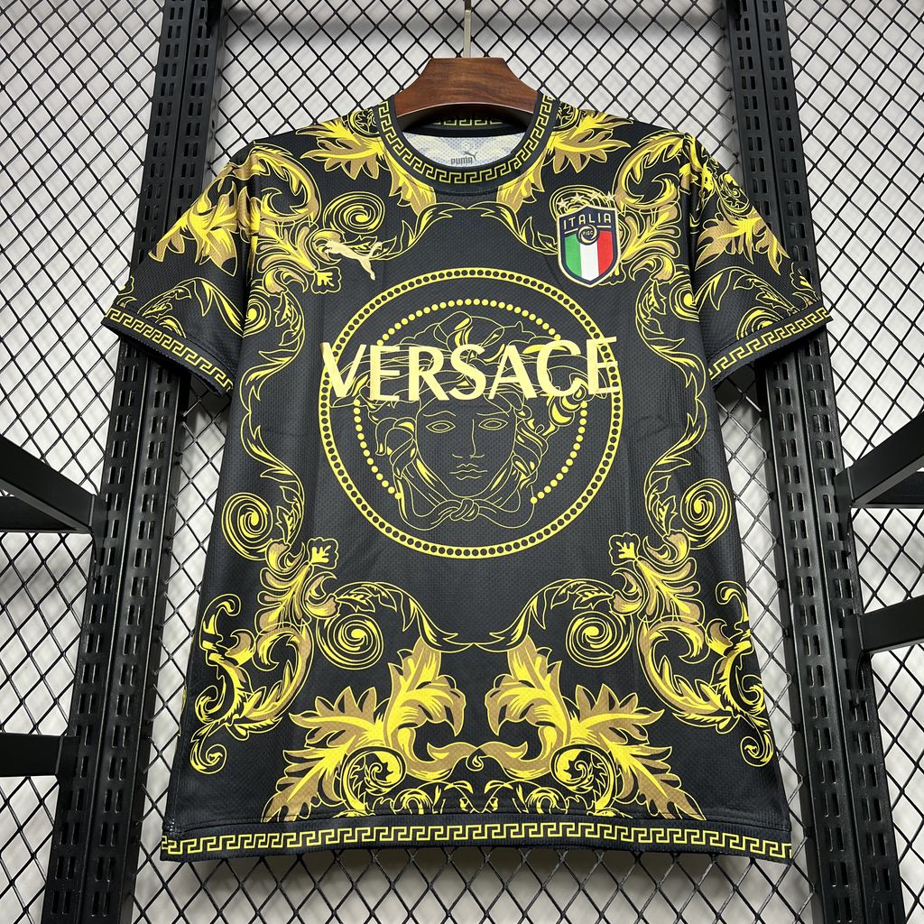 Men's Italy 2022/23 Versace Co-Branded Edition Jersey-Gold