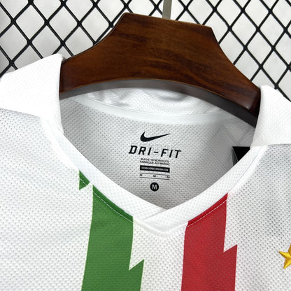 Camisa retrô reserva da Juventus 2010/11