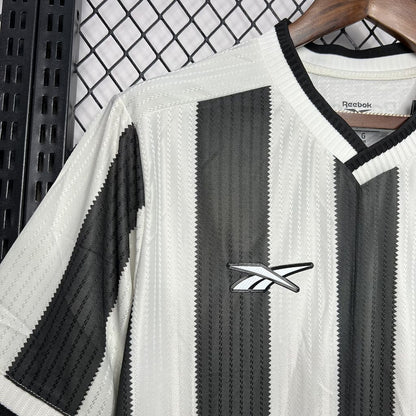 Camisa titular do Botafogo 2024/25