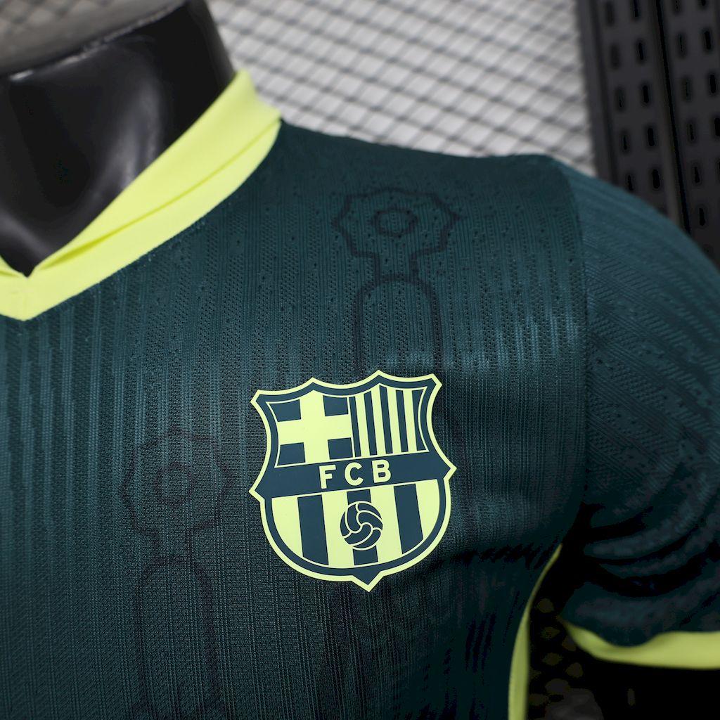 Barcelona 2024/25 Dark green training Jersey Player Version