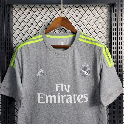 Camisa retrô reserva do Real Madrid 2015/16