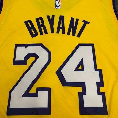 Camisa Kobe Bryant 24 Yellow City Edition versão jogador masculina