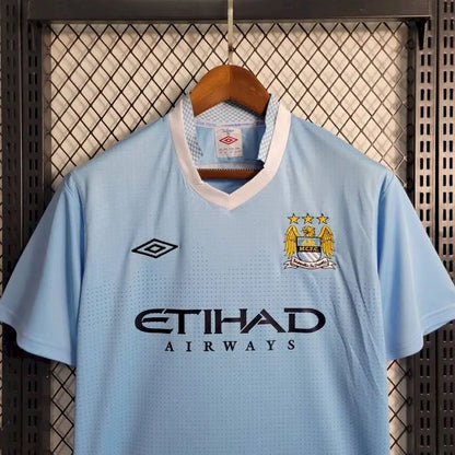 Camisa retrô do Manchester City 2011/12