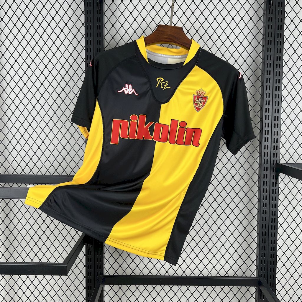 Camisa retrô do Real Zaragoza 2001/02