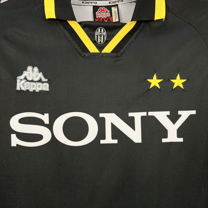 Juventus 1996/97 Third Retro Jersey