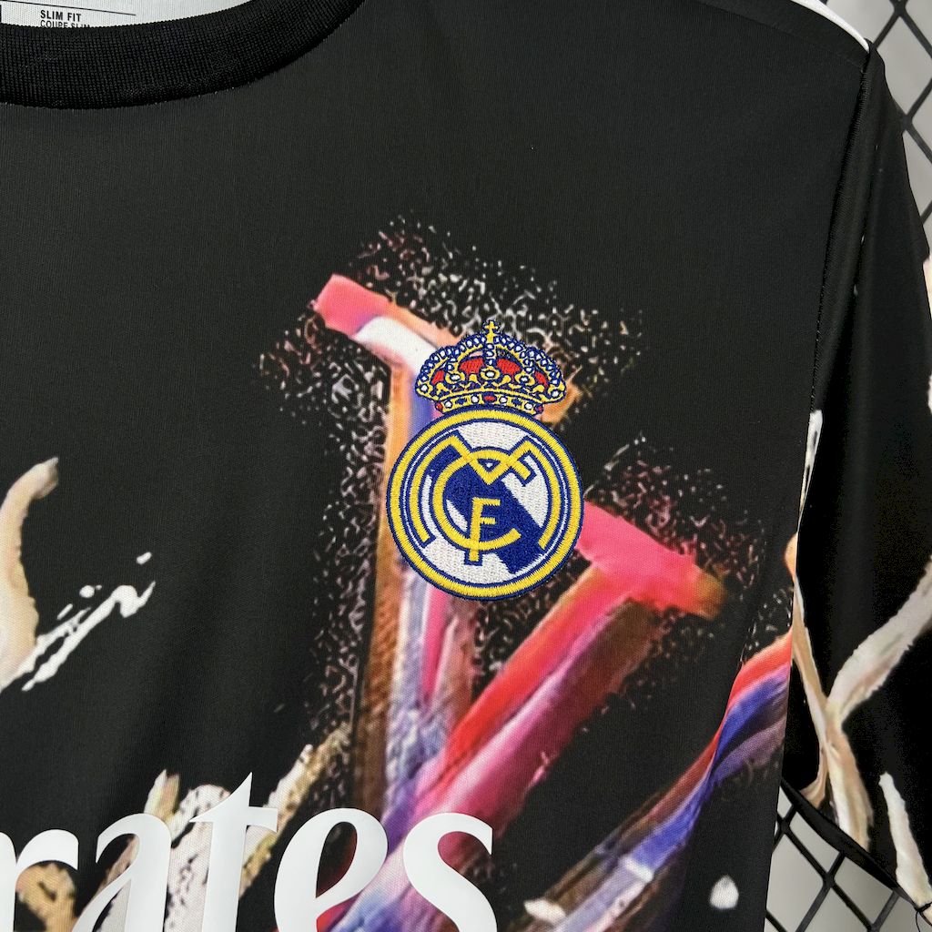 Camisa Louis Vuitton Joint Edition Preta Colorida do Real Madrid 2025/26