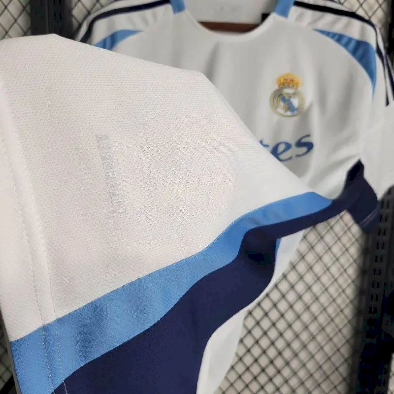 Maillot édition spéciale Real Madrid 2023/24