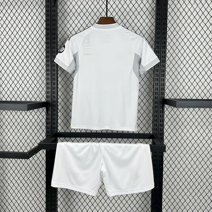 Kit Infantil Real Madrid 2025/26