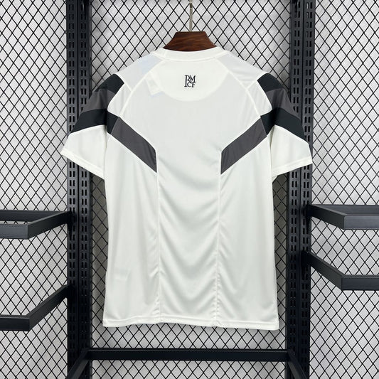 Camisa Real Madrid Edição Especial Branca 2024/25