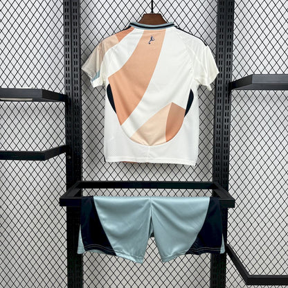 Spain 2025/26 Away Kids Kit