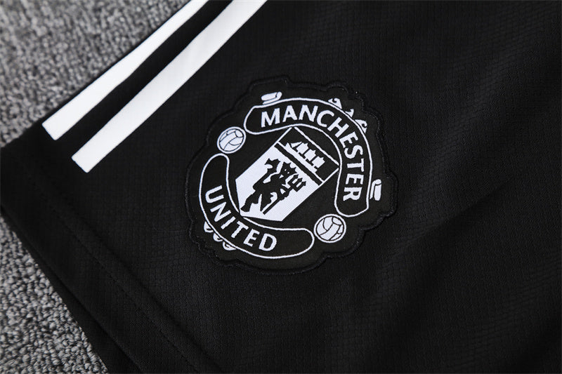 Camisa e short infantil Manchester United 2024/25 14001