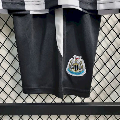 Kit Infantil Newcastle United 2023/24