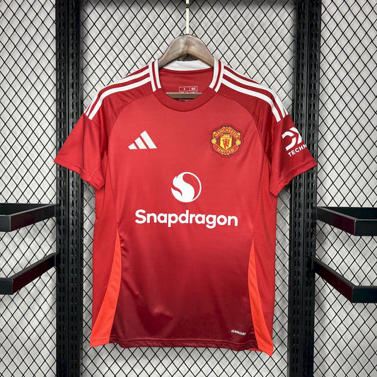 Camisa titular do Manchester United 2024/25