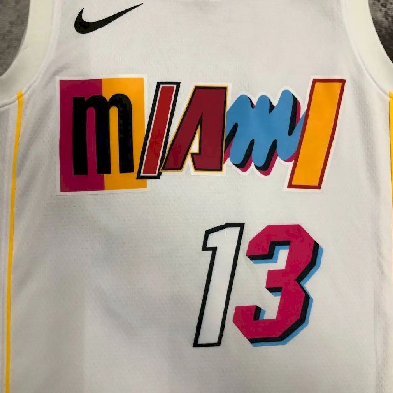 Camisa Bam Adebayo Branca Masculina – Edição Cidade