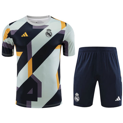 Camisa de treino adulto + shorts do Real Madrid 2023/24 418