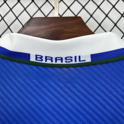 Camisa reserva retrô do Brasil para a Copa do Mundo de 1994