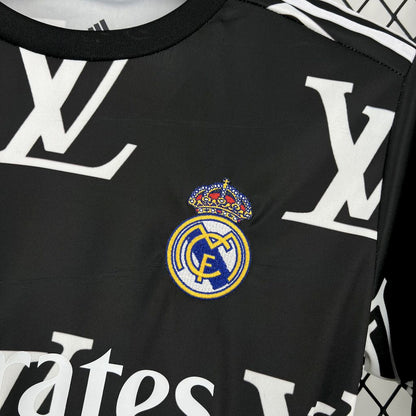 Camisa Louis Vuitton Joint Edition Preta do Real Madrid 2025/26