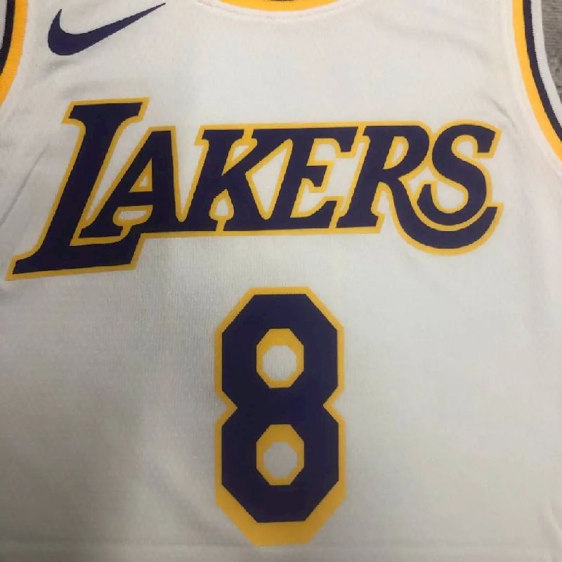 Camisa branca masculina do time Kobe Bryant