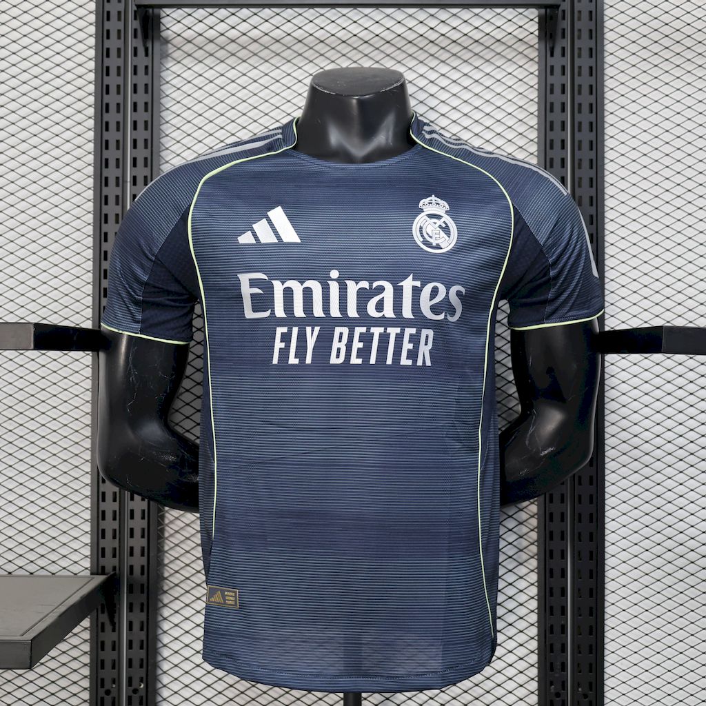 Camisa reserva do Real Madrid 2025/26, versão jogador