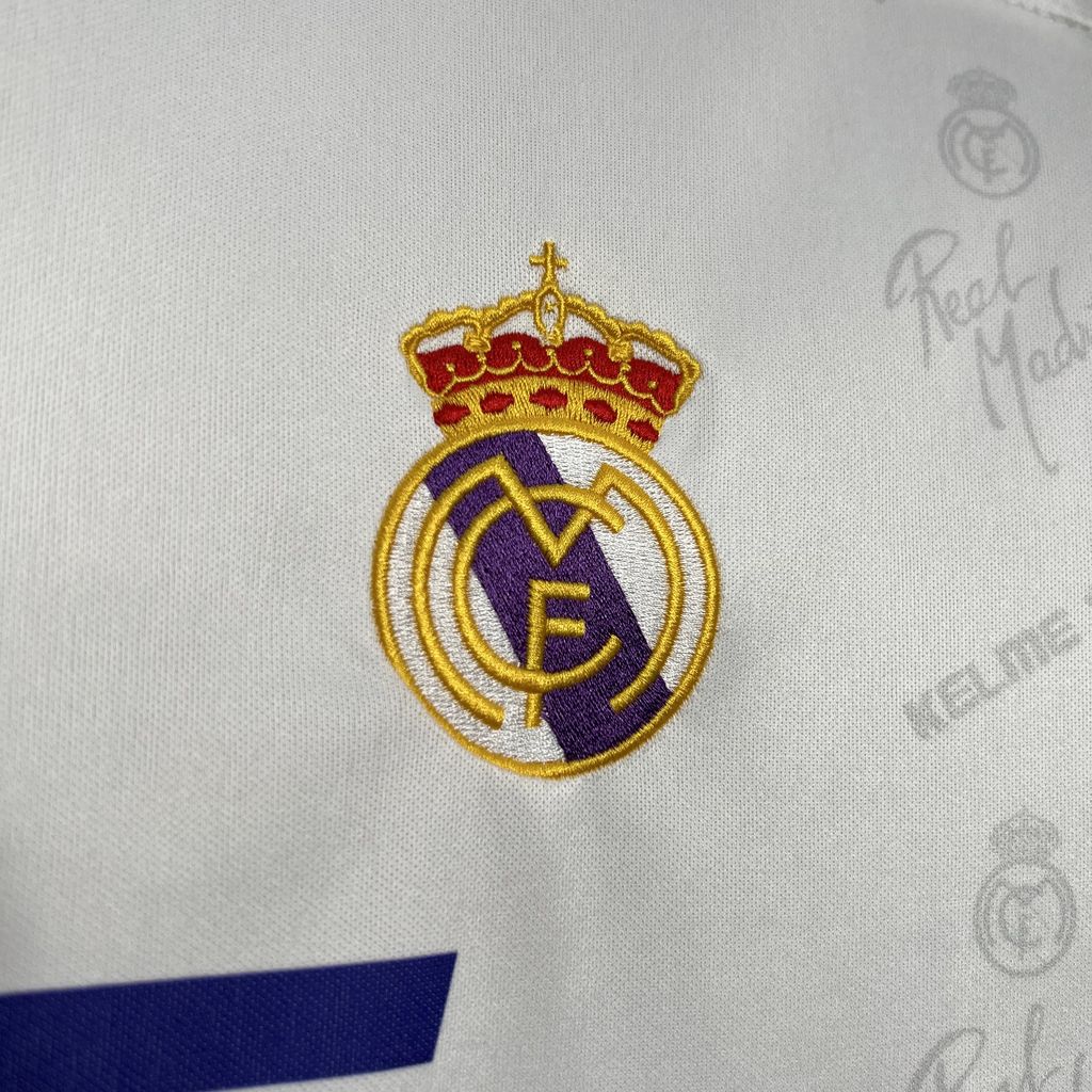 Camisa retrô do Real Madrid 1994/96