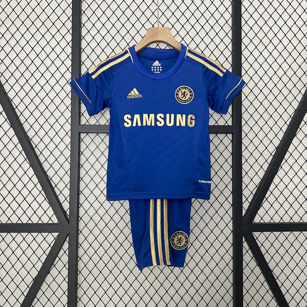 Camisa e shorts retrô infantil Chelsea 2012/13