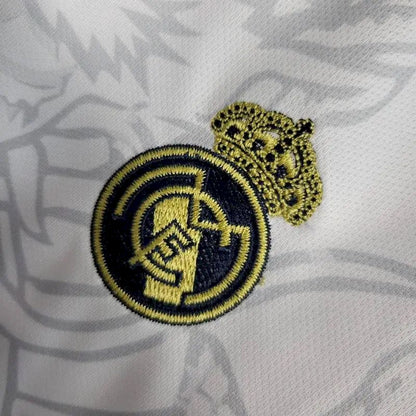 Kit Infantil Real Madrid 2022/23 White Dragon Edition