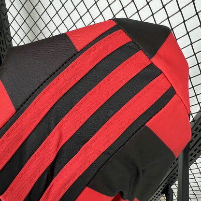 Camisa retrô titular do AC Milan 2017/18